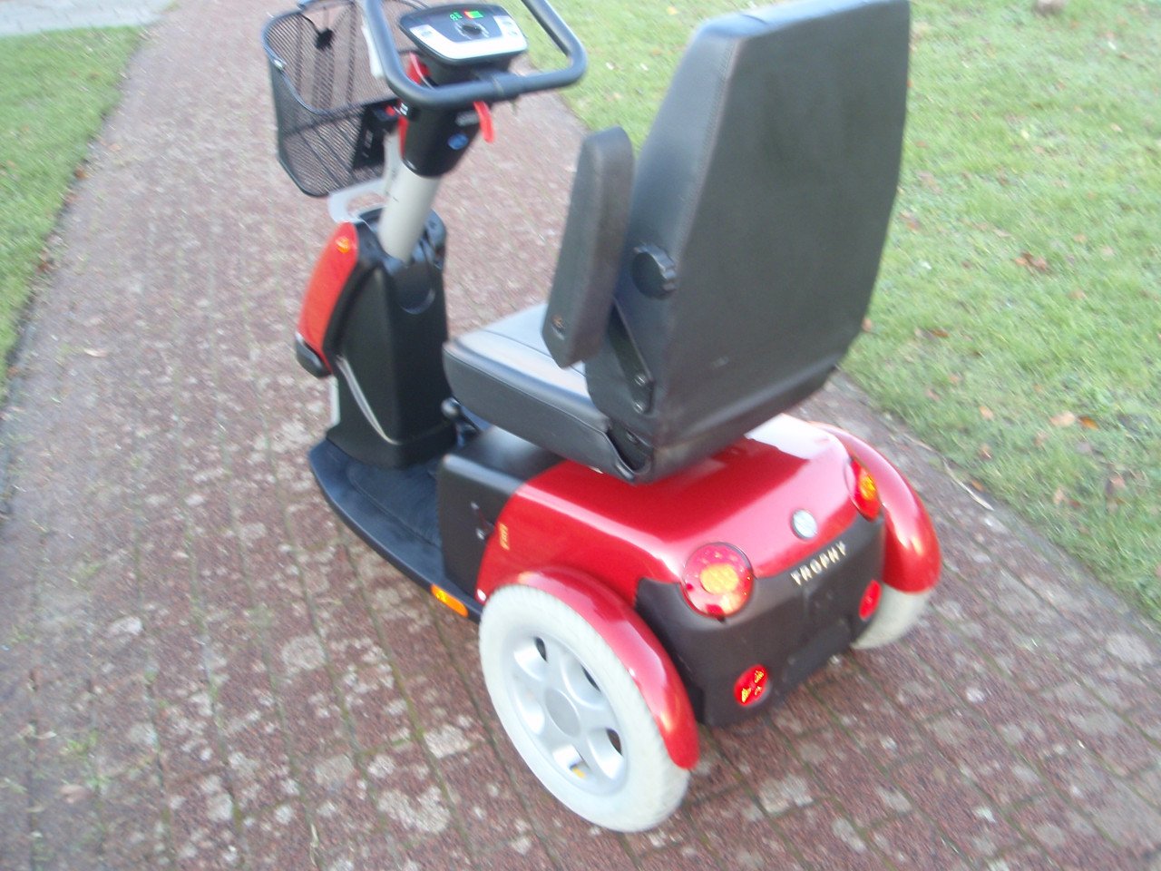 Zgan Trophy 6 best geveerde scootmobiel met 3wielen met nog maar 2463 km !