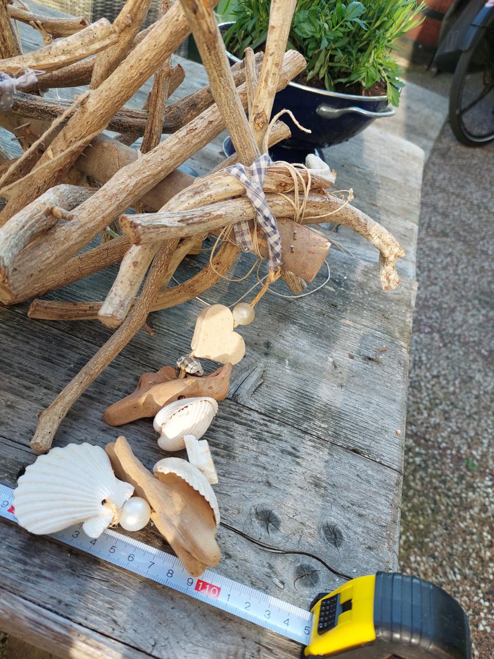 Decoratie tak 1.10m lang met hartjes ed.