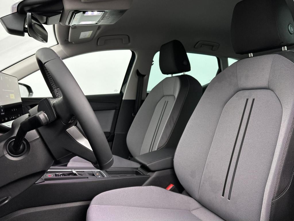 Seat Leon style business intense 1.5 tsi ehybrid 150 kw / 20