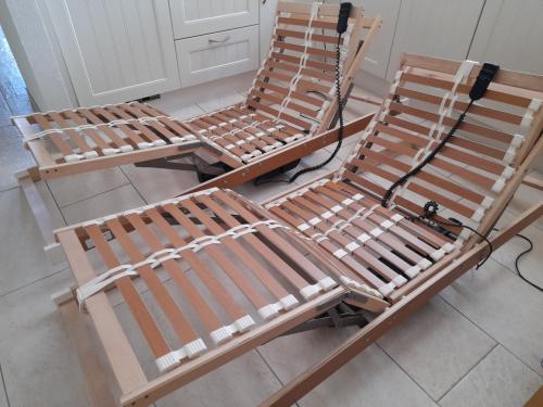 2 x 80 x 200 Elektrisch verstelbare lattenbodems (in goede nette staat)