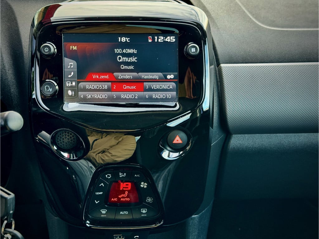 Peugeot 108 1.0 e-vti allure ecc cruise camera