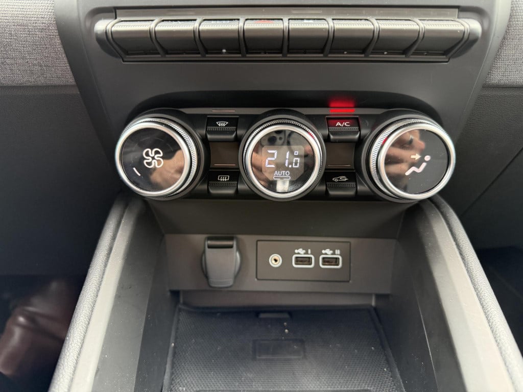 Mitsubishi Colt 1.6 hev intense automaat | 8 jaar fabrieksgarantie! | 16'' 
