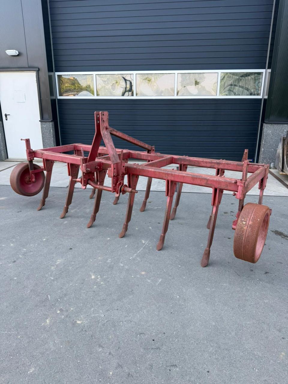 Cultivator