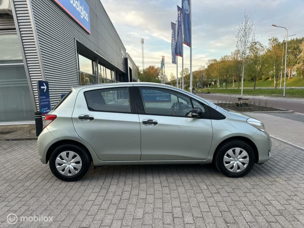 Toyota Yaris 1.0 VVT-i Aspiration Airco km66.010 Nap 5Deurs BJ2011