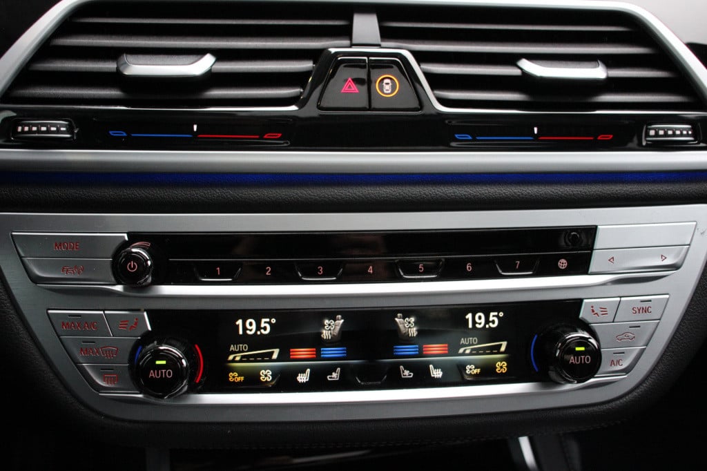 BMW 7 Serie 750ld xdrive high executive | vol opties! | m-sport | np: €200.