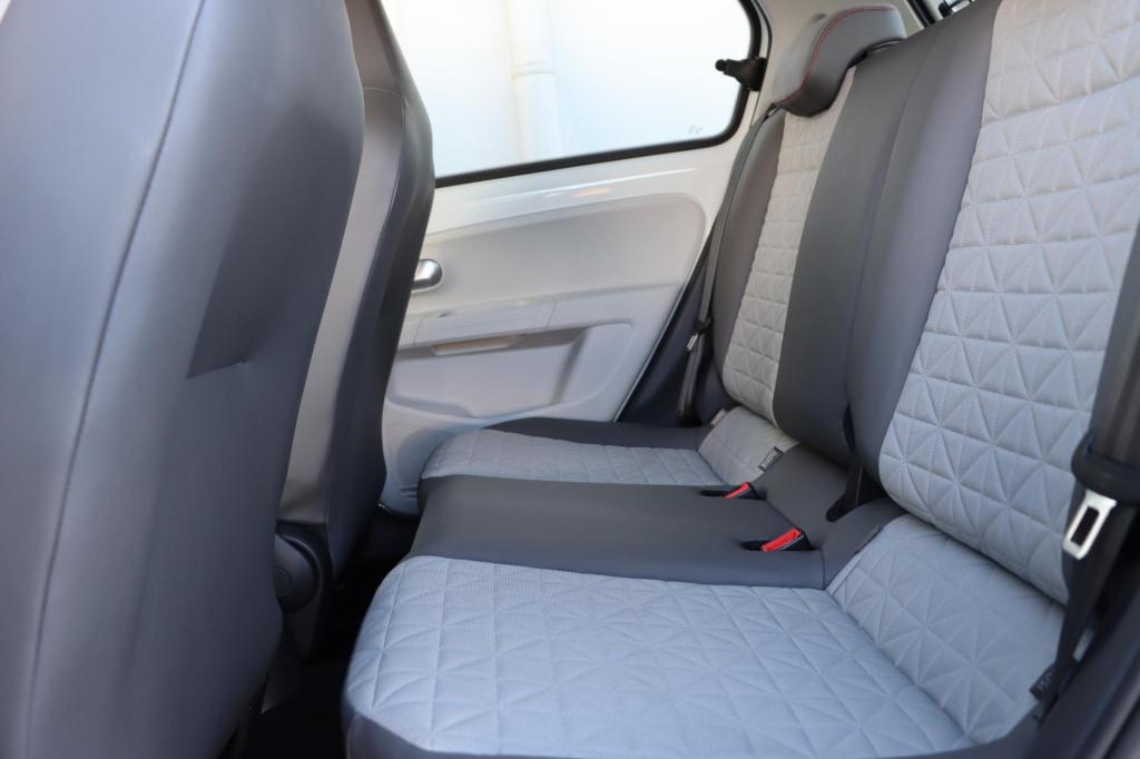 Volkswagen UP! 1.0 tsi bmt up! beats 90pk