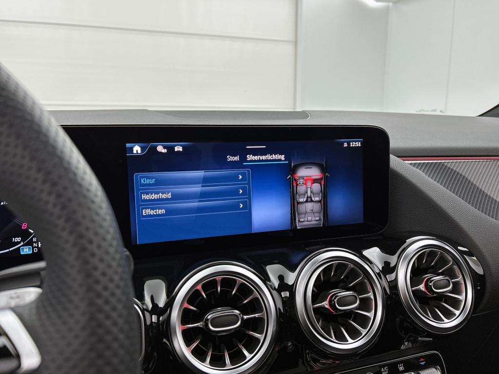 Mercedes-Benz Gla-klasse 250 e star edition amg line limited | dodehoek det