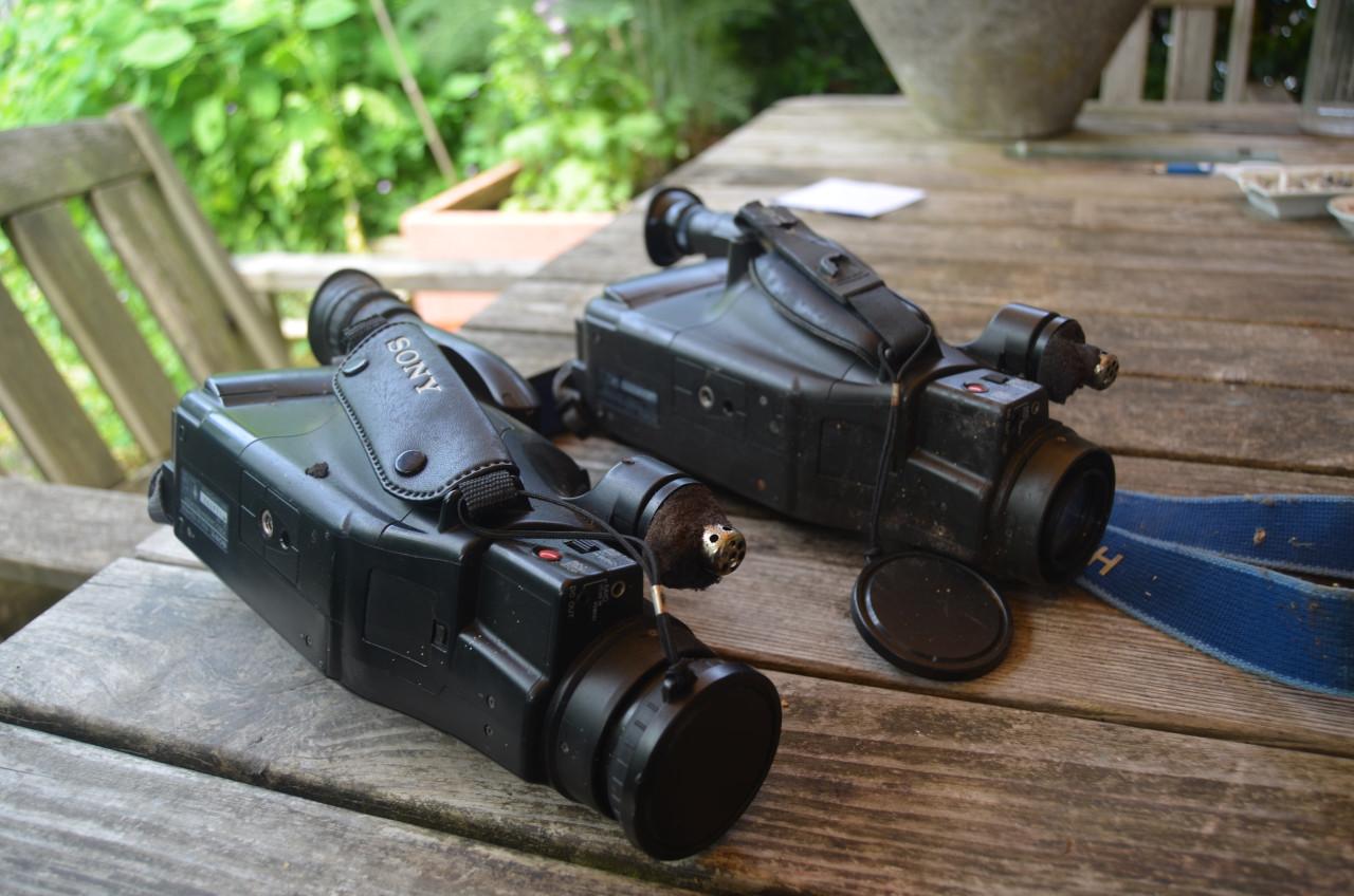 2 x Sony Handycam werking onbekend t.e.a.b.