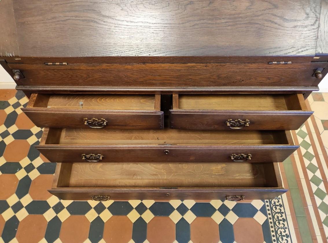 Secretaire