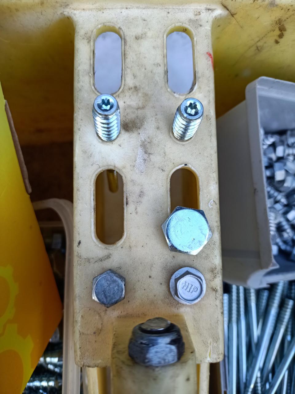 Diverse schroeven en bouten