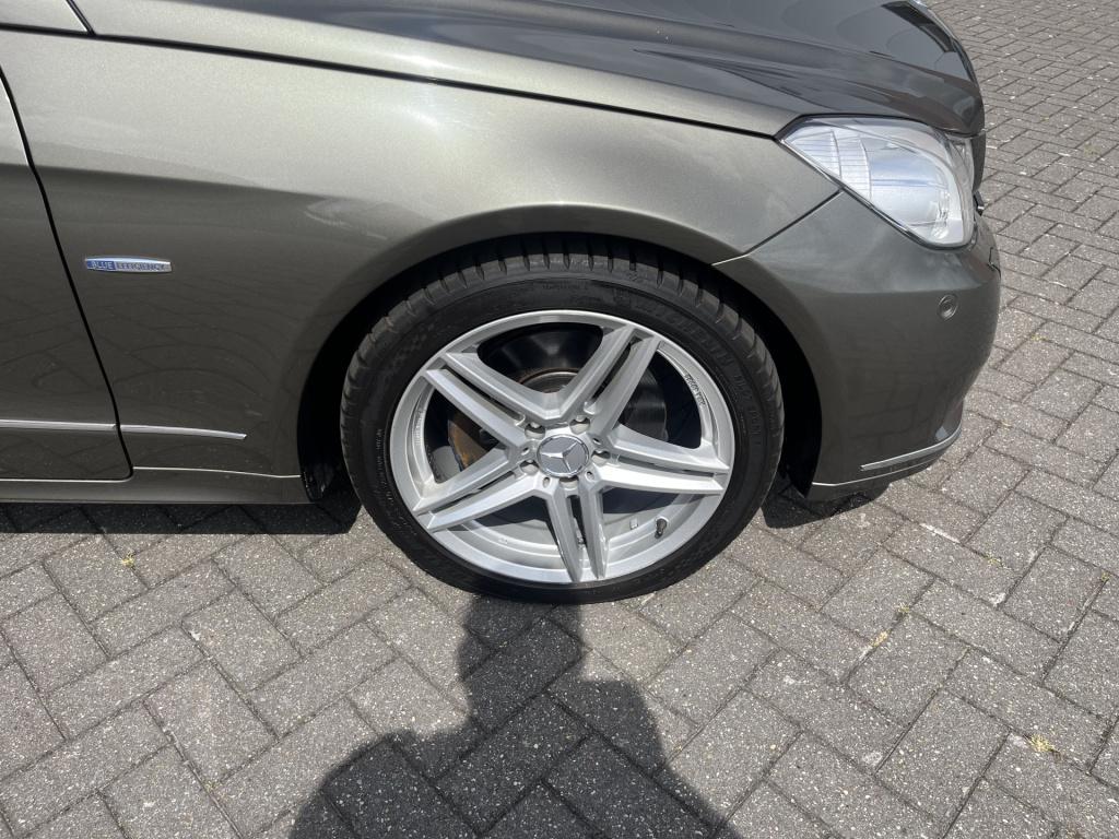 Mercedes-Benz E-Klasse cabrio 300 cgi elegance 118 dkm zeer mooie cabrio
