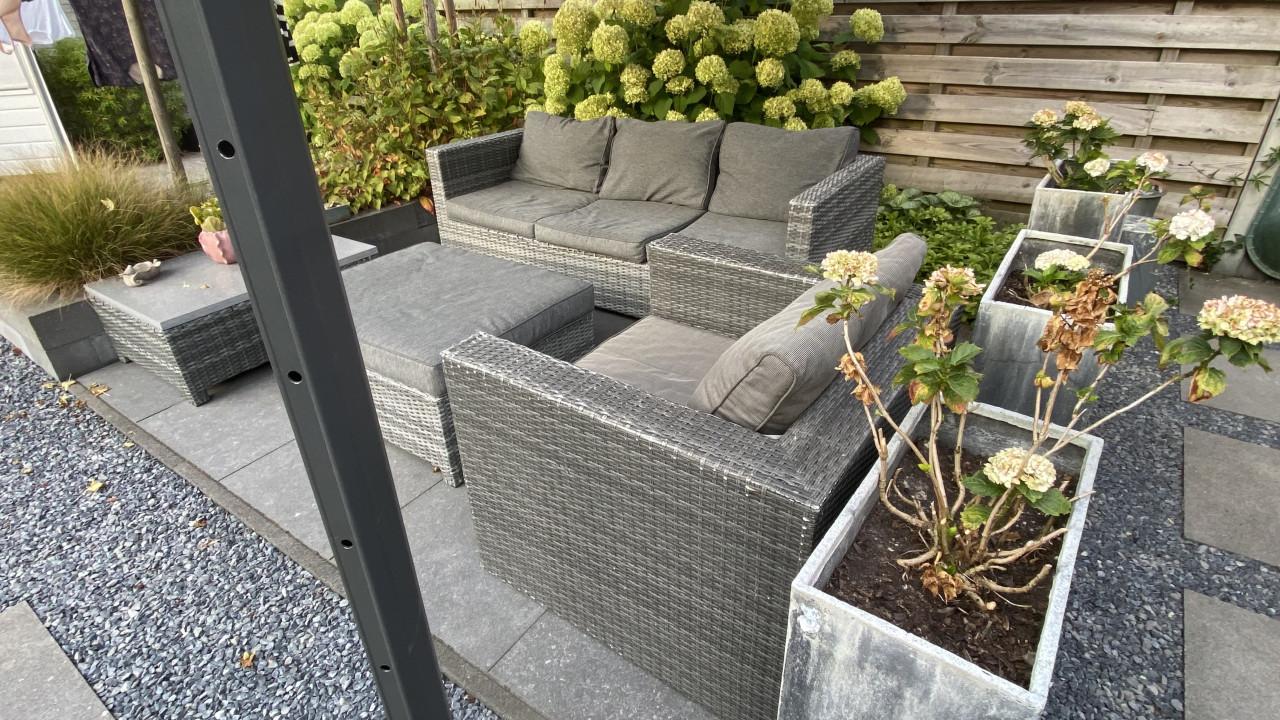 Tuinkussens grijs + gratis wicker loungeset