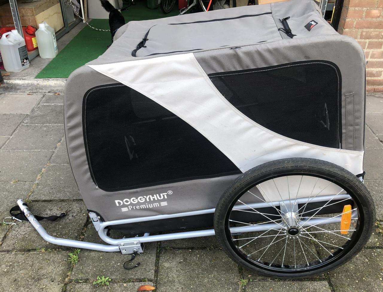 Hondenkar DOGGYHUT "PREMIUM"