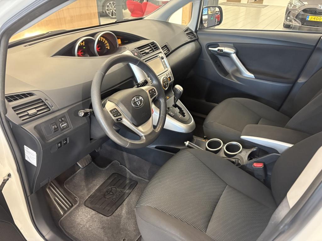 Toyota Corolla Verso 1.8 vvt-i business | dealer onderhouden |