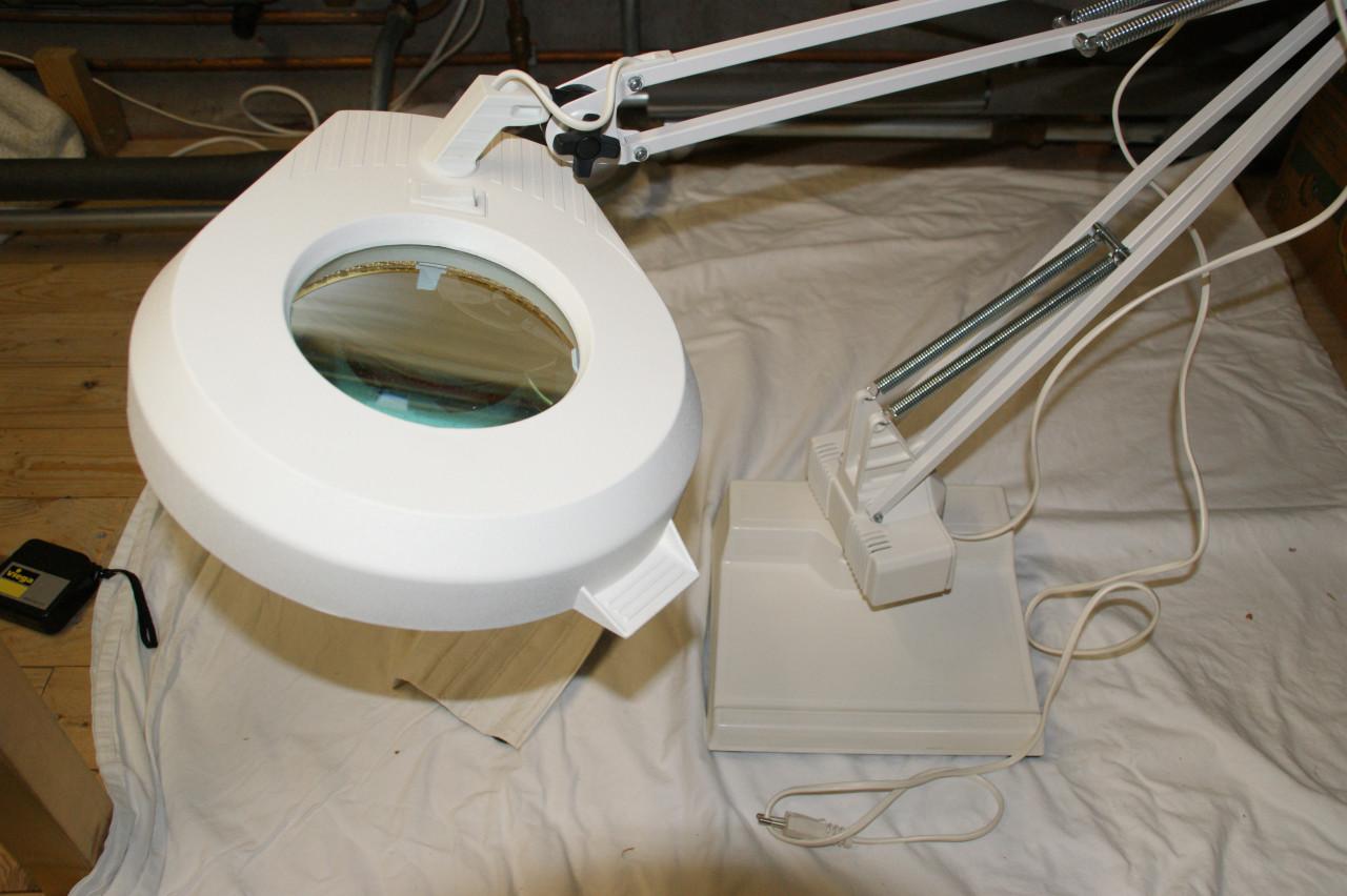 LEDU 271 Loeplamp met verlichting (compleet in doos)