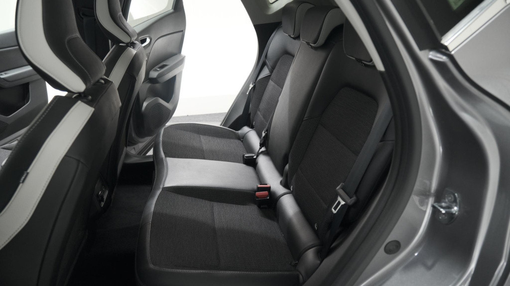 Renault Captur tce 90 intens | camera | navigatie | parkeersensoren | apple
