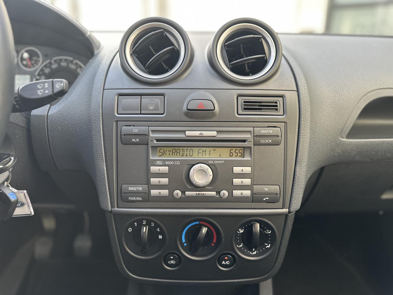 Ford Fiesta 1.3-8V Cool & Sound - 1e eigenaar / Weinig KM / Airco / NAP /