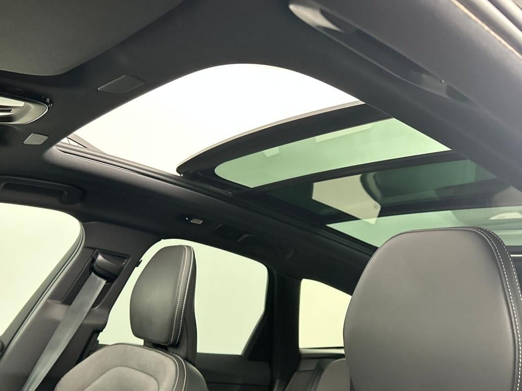 Volvo XC60 t6 398pk recharge black edition ultra| pano| 360camera| adap.cru