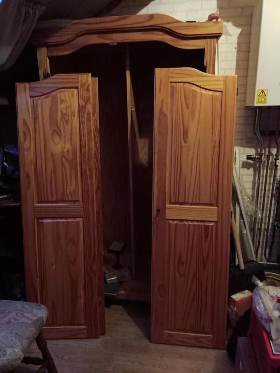 Grenen kast en dvd kastje