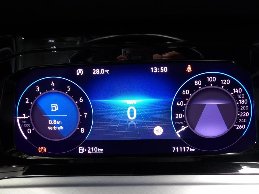 Volkswagen Golf 1.5 tsi 130pk life business