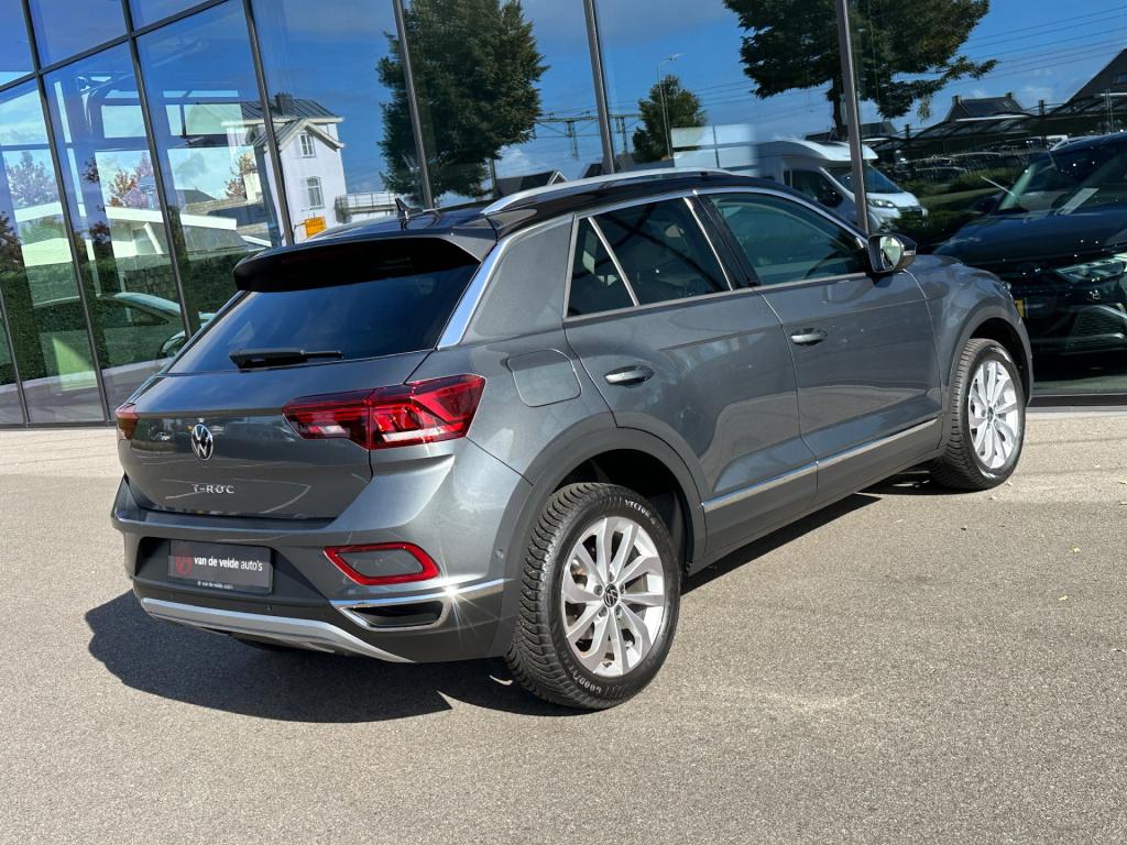 Volkswagen T-roc 1.5 tsi 150pk dsg style | trekhaak | navi | iq light | ada