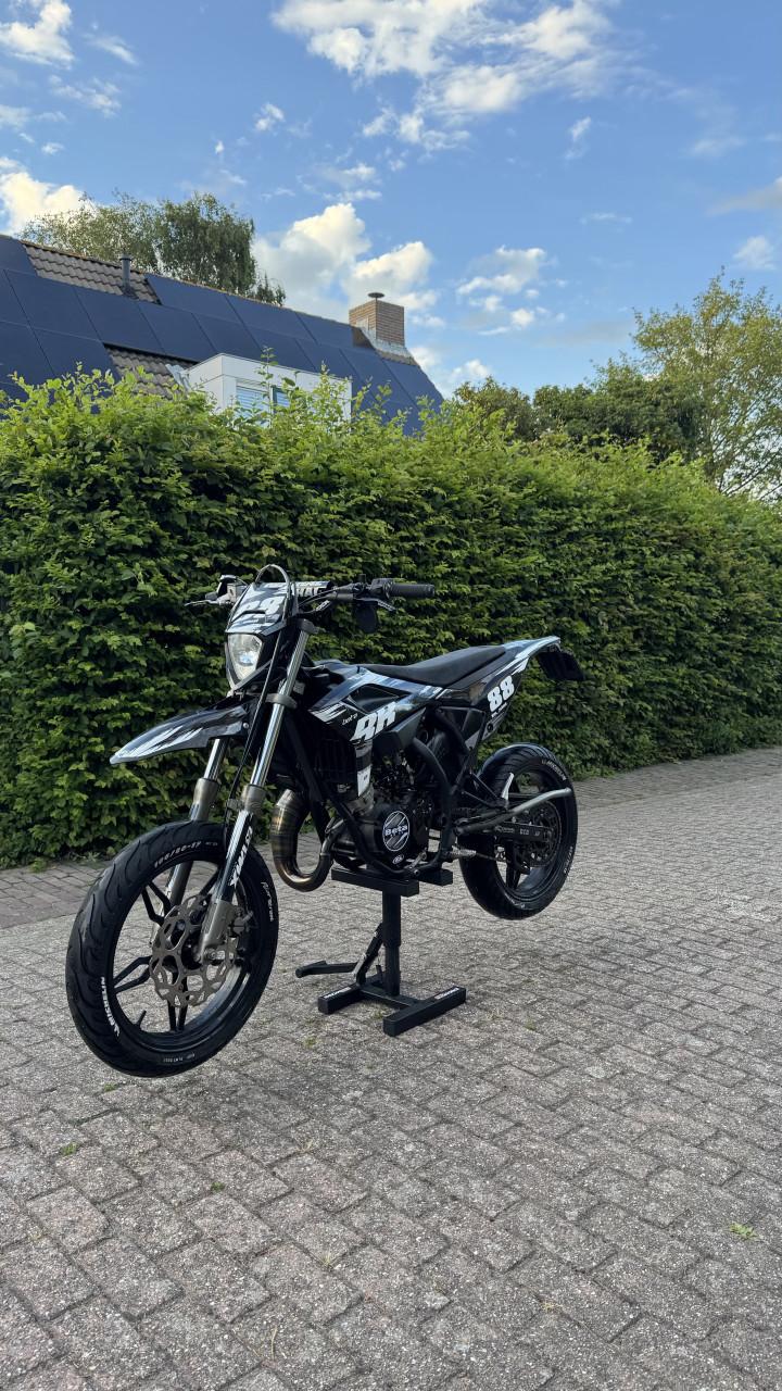 Beta RR50 motard