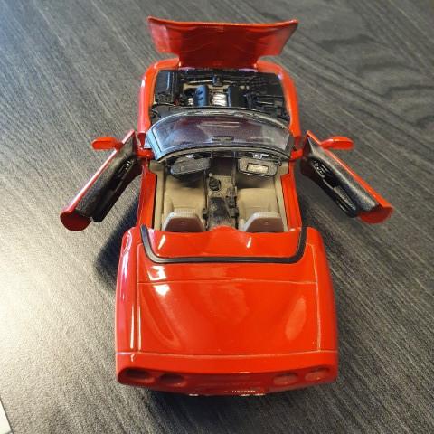 Model auto 1:24 Bburago Chevrolet Corvette