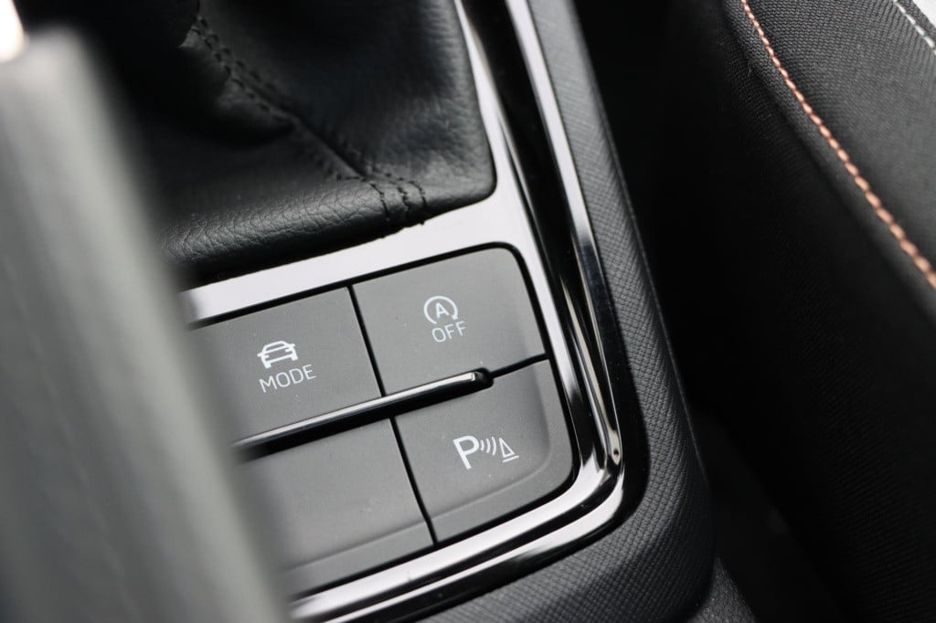 Skoda Scala 1.0 tsi business edition - travel assist