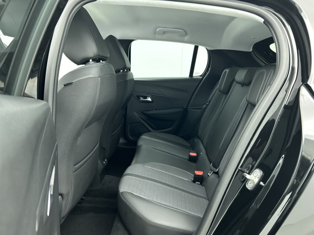 Peugeot 208 100pk allure pack | rijklaar | camera achter | keyless | 3d coc