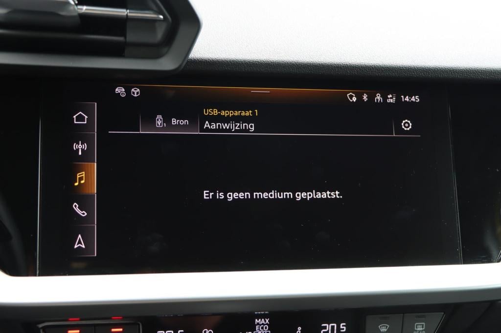 Audi A3 sportback 40 tfsi e s edition 204pk s-tronic l zwart optiek plus | 