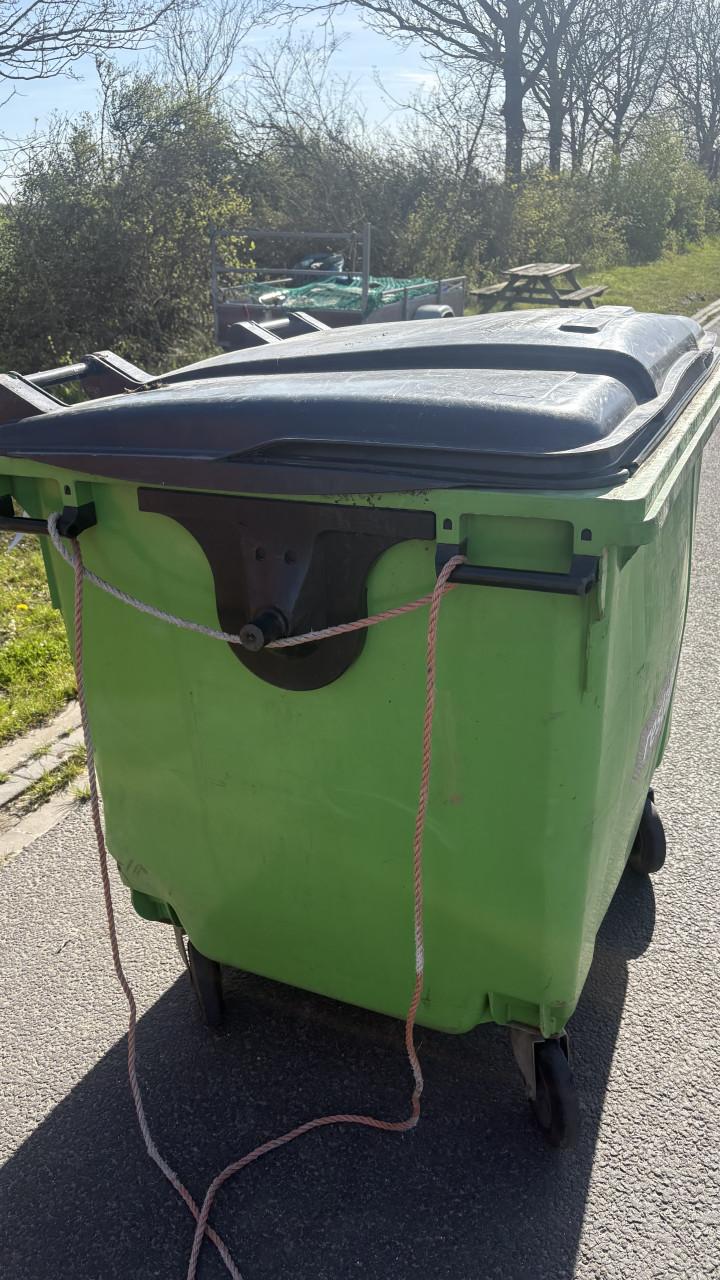 Afvalcontainer verrijdbaar