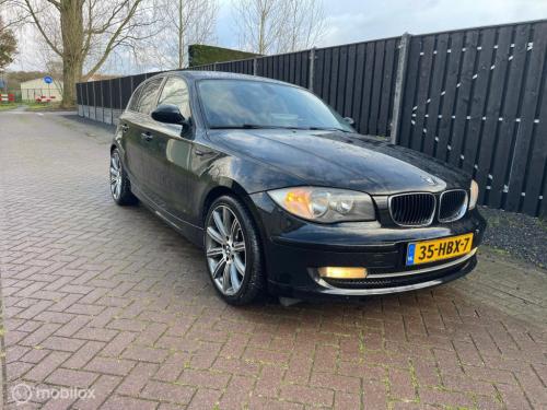 BMW 1 Serie 116i business line grote beurt gedaan !