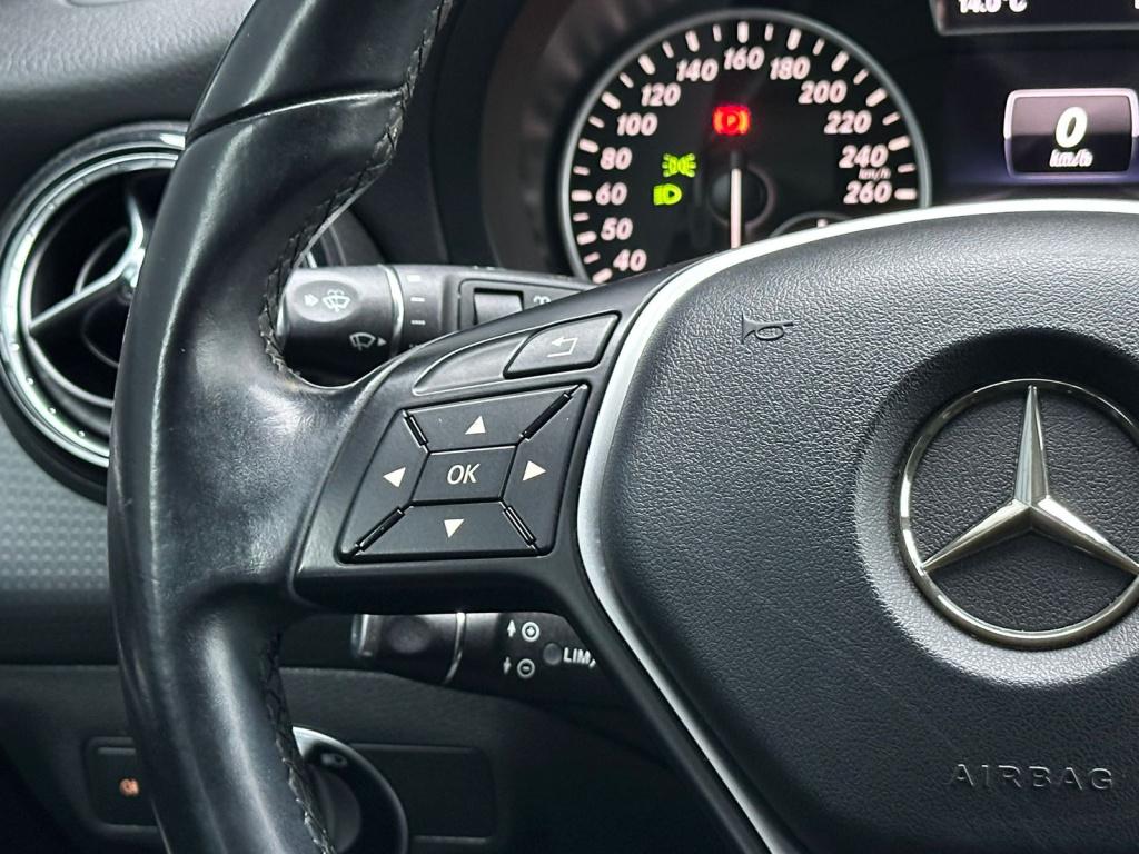 Mercedes-Benz A-Klasse 180 4u3