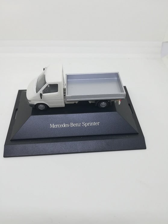 Mercedes Miniaturen in O.V.P.  NIEUW