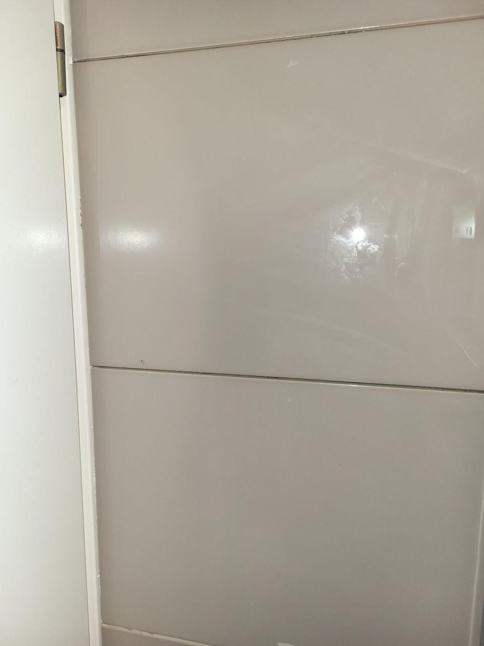 Vloer (wand) tegels 17m2 60x120cm  licht en wandtegel 20 m2 35x71 cm taupe