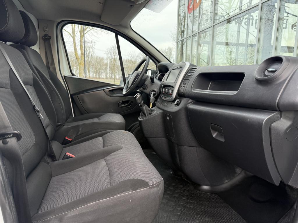 Renault Trafic 2.0 dci 170pk! t29 l2h1 comfort | nl-auto | 1e eig | navi | 