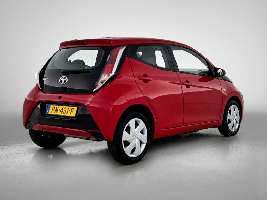 Toyota Aygo 1.0 vvt-i x-play | camera | bluetooth | airco