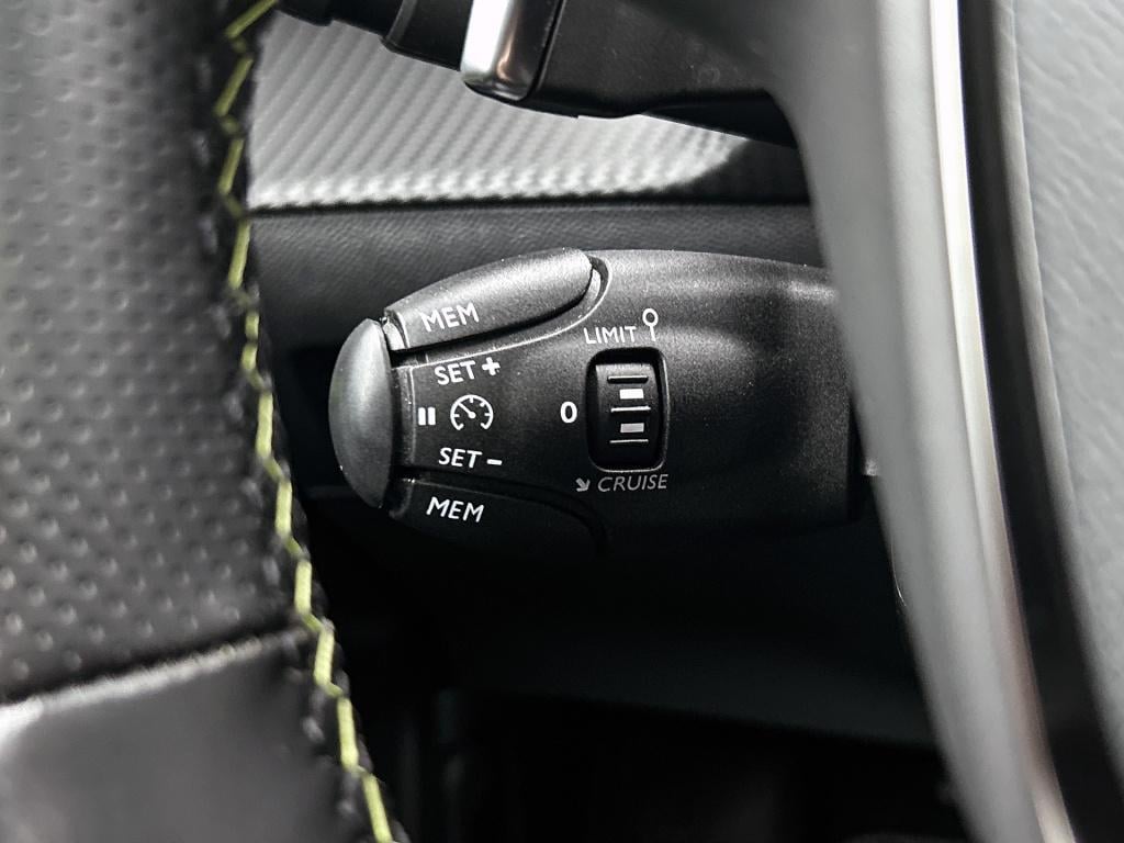 Peugeot 2008 130 pk automaat gt | rijklaar | panoramadak | achteruitrijcame