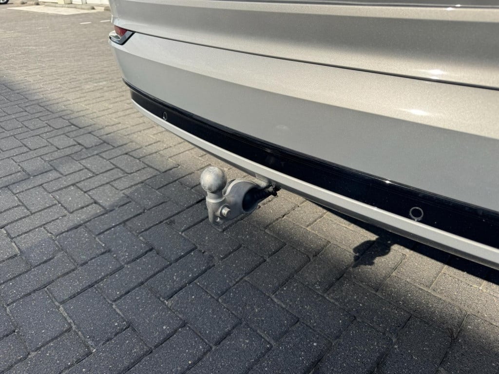 Volvo XC90 t8 455pk recharge ultra dark| full options!! b&w | luchtvering