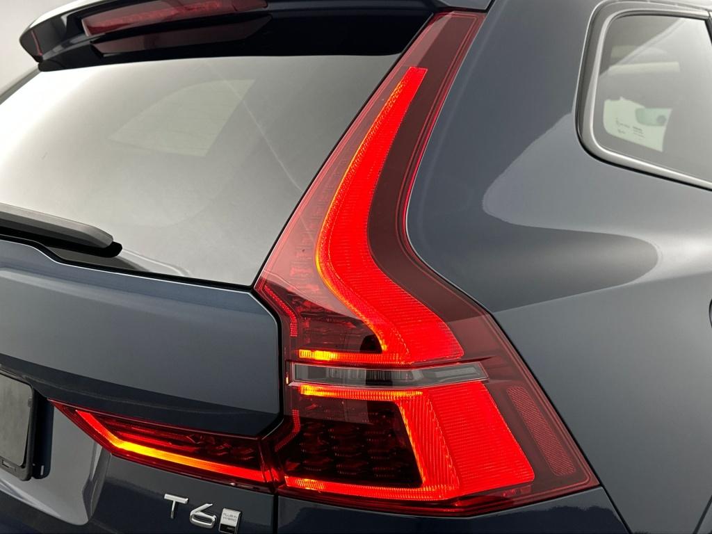 Volvo XC60 t6 398pk recharge ultra dark| adap.cruise| 360camera| pano