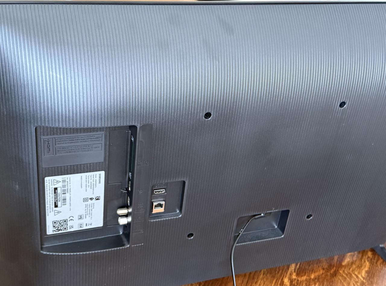 Samsung smart TV. UE32F6000F 32 inch Full HD LED 2025 6 mnd oud. Afstbed.