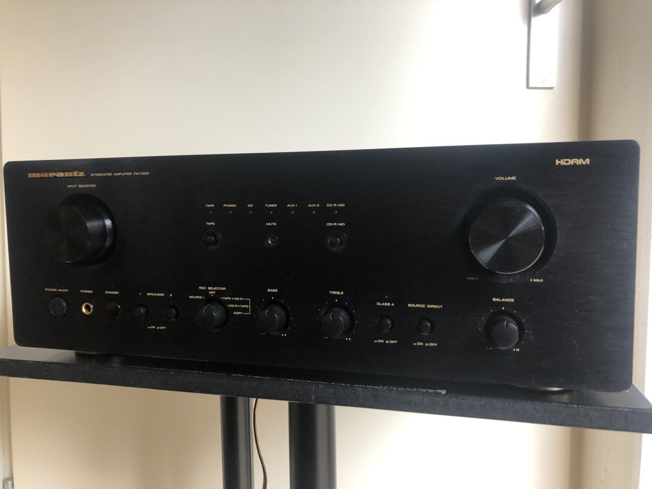 Versterker Marantz PM 7200.
