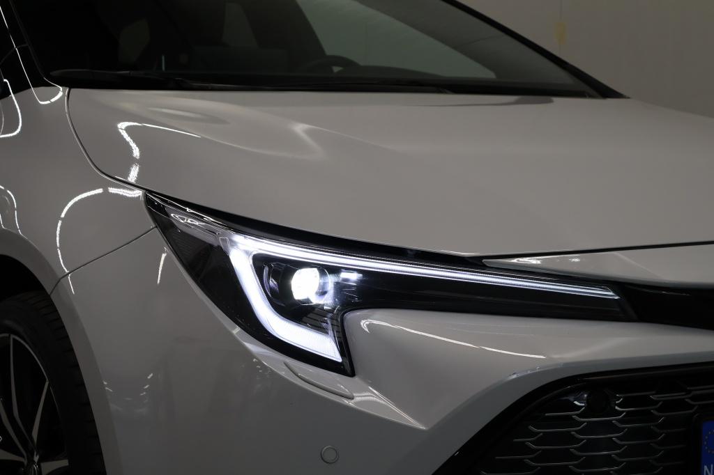 Toyota Corolla Touring Sports 200 hybrid gr-sport |bsm |stoelverw |a.camera