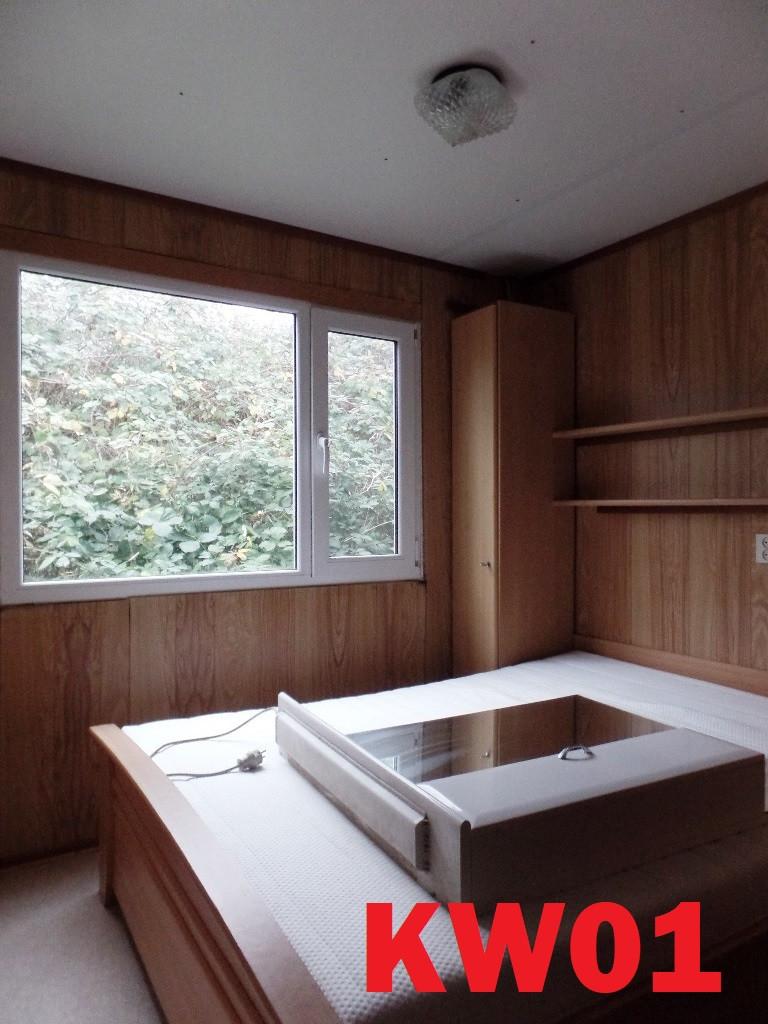 Chalet met retro interieur en kunststof buitenzijde te koop