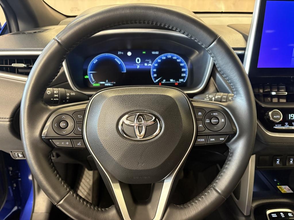 Toyota Corolla Cross hybrid 140 style
