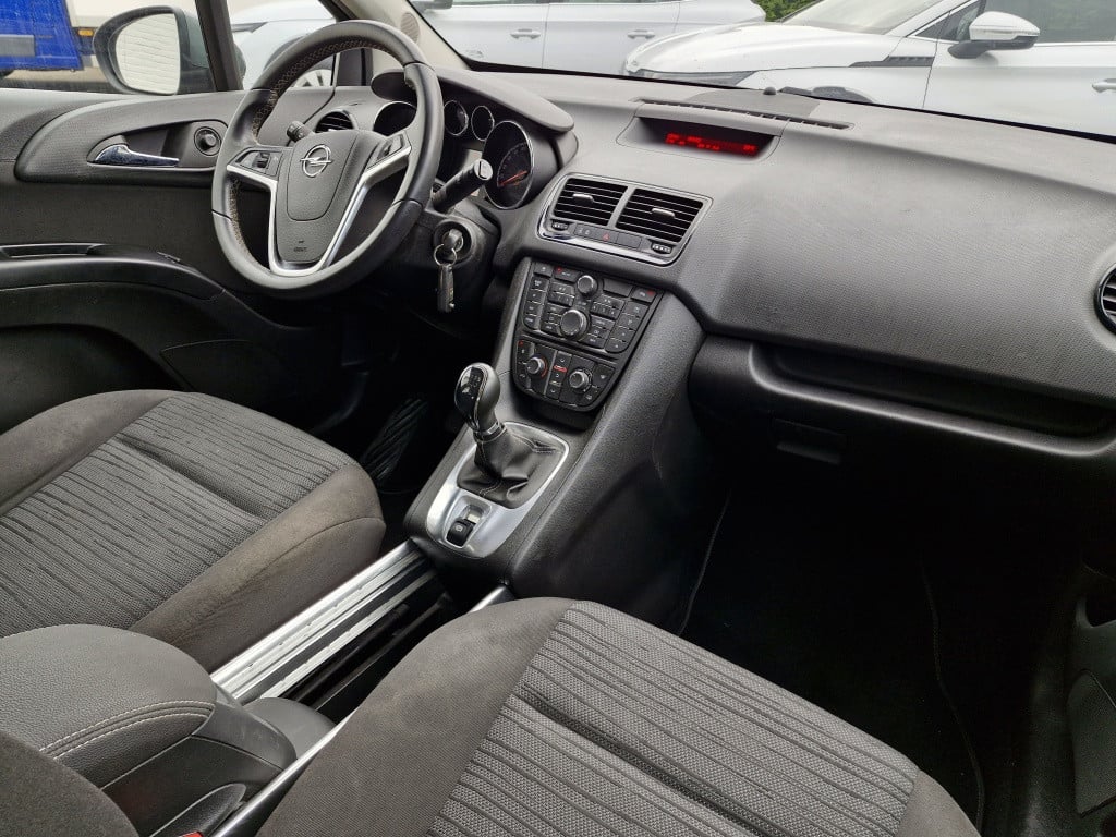 Opel Meriva 1.4 turbo design edition