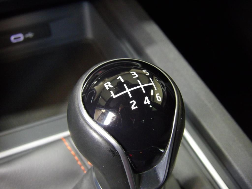 Seat Leon 1.5 tsi 150pk fr