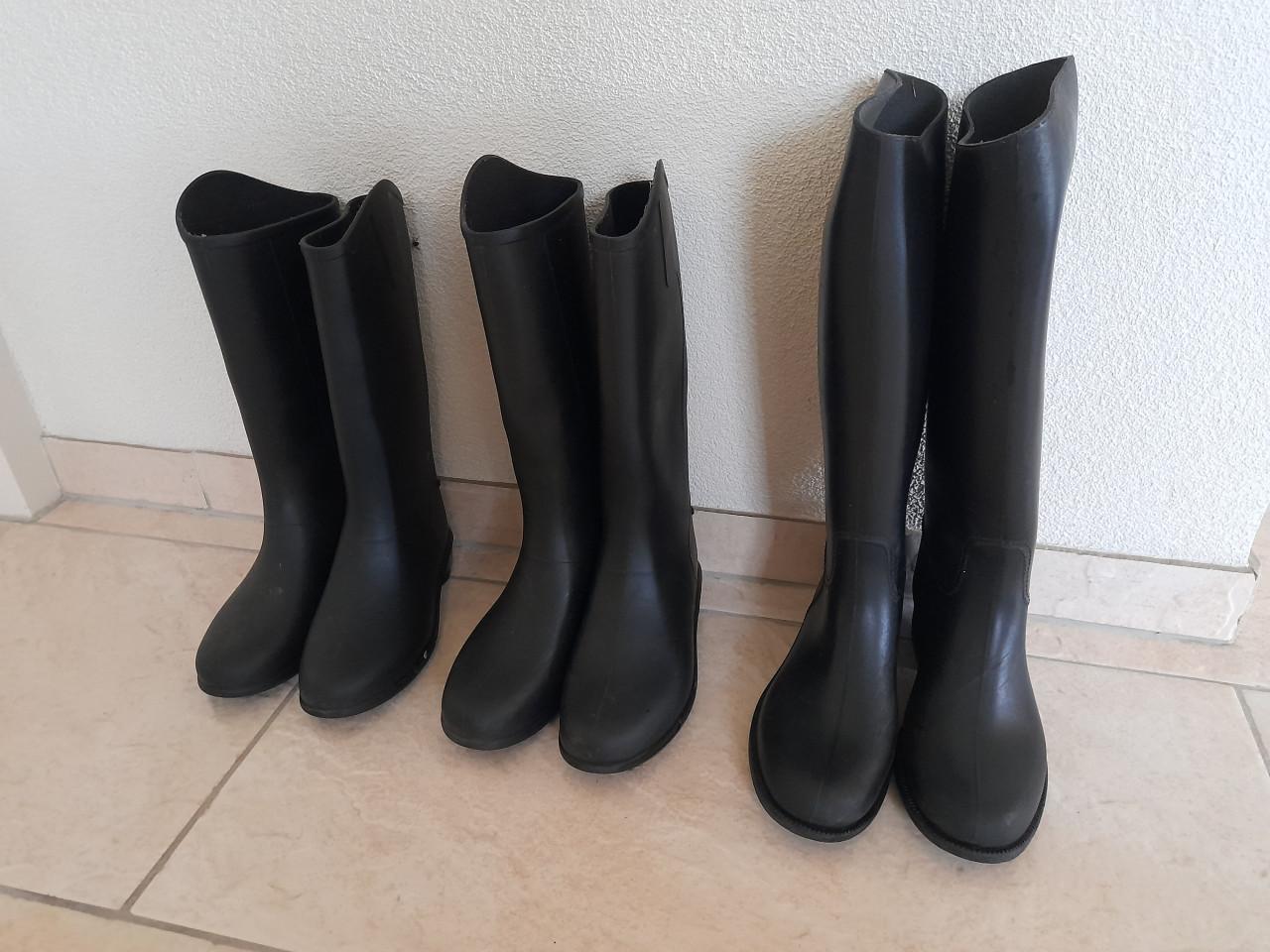 Paardrijlaarzen  maten 34 - 35 - 37 (in goede nette staat )