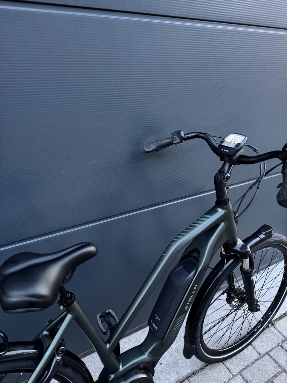 Stella Morena Premium middenmotor elektrische fiets 400WH