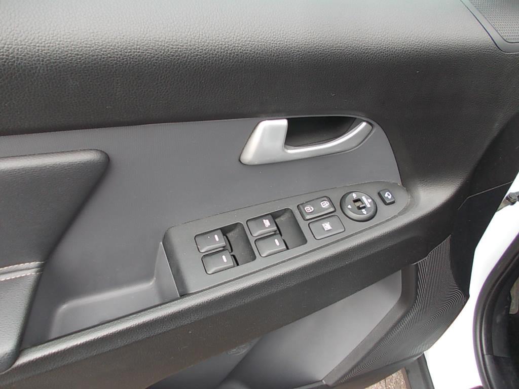 Kia Sportage 1.6 gdi airco clim. camera + nav. cruise con.